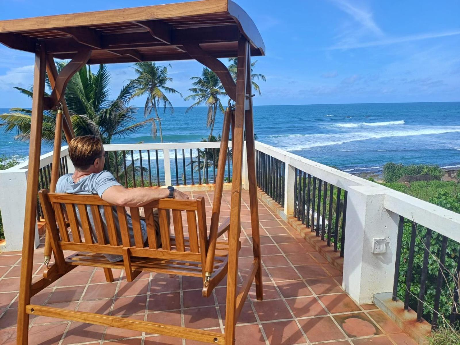 Hotel Pearldrop Waves Mirissa Exterior foto